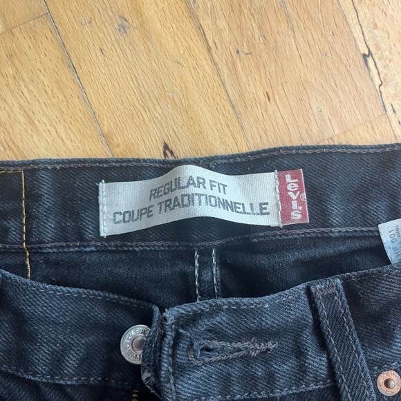 Vintage Levi’s straight leg Jean - Picture 2 of 4